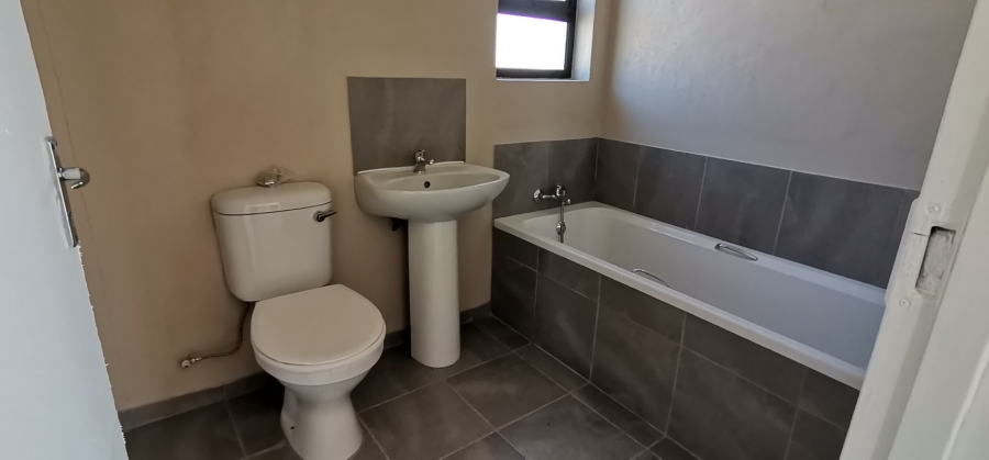 3 Bedroom Property for Sale in Raceway Free State